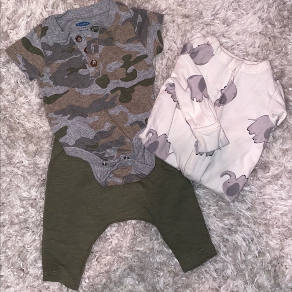 Old Navy-lot of 3-baby boy